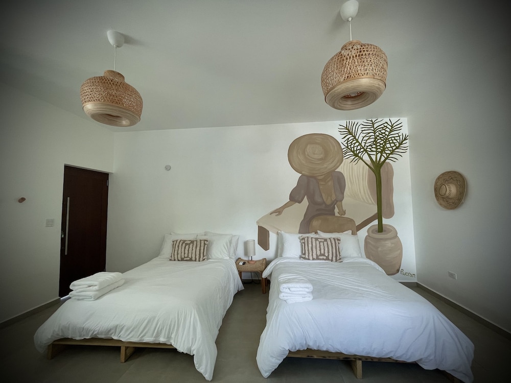 Family Room, 2 Double Beds photo 1