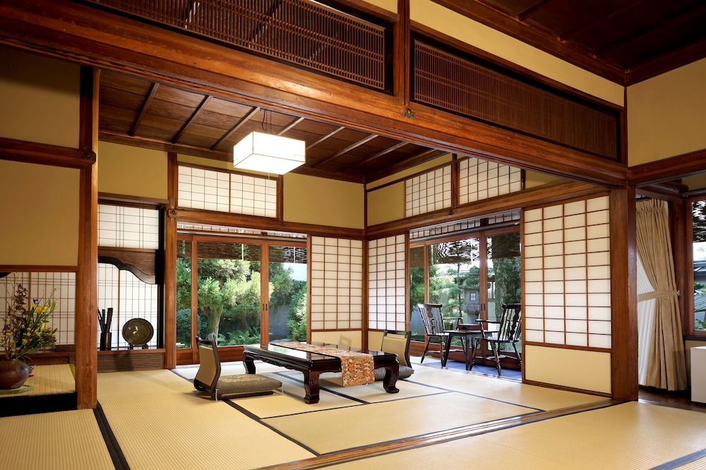 Luxury Room (Japanese-Style, Achi)