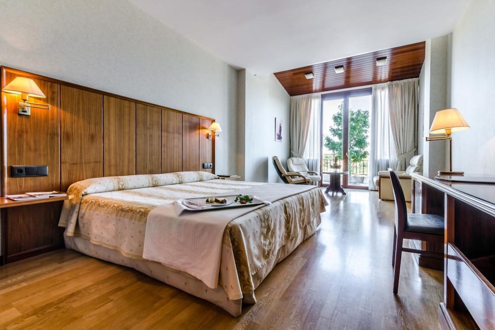 Junior Suite - Photo 3