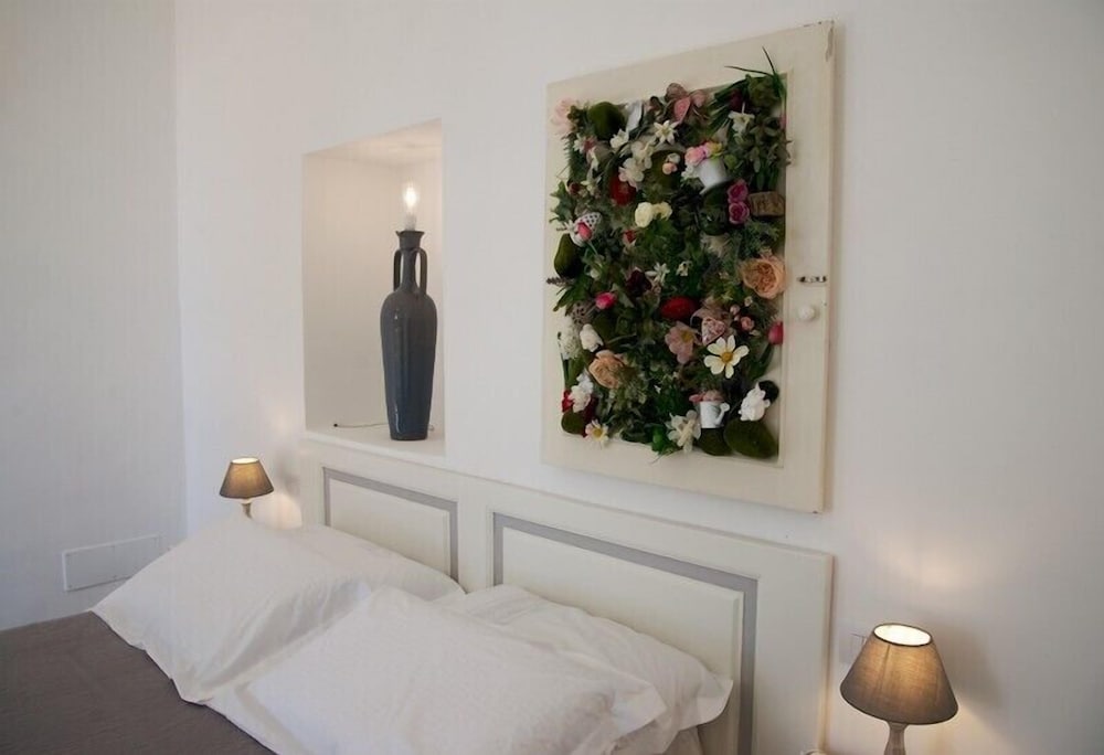 Deluxe Double Room, 1 Queen Bed photo 3