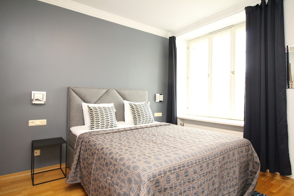 Apartment, 2 Bedrooms, Kitchen photo 2