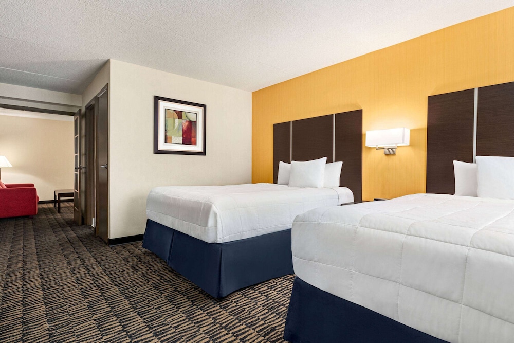 Superior Suite, 2 Queen Beds