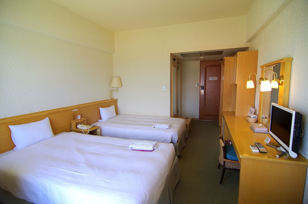 Main Wing “SUNSHINE GARDEN” Standard Room Green View photo 2