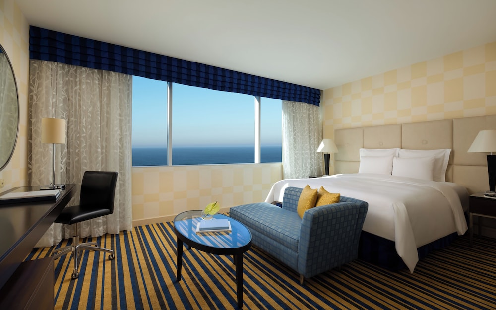 Executive Room, 1 King Bed, Non Smoking - Photo 6