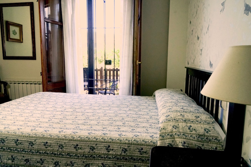 Superior Double or Twin Room photo 2