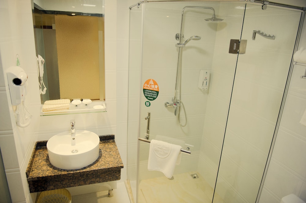 Business Twin Room photo 3