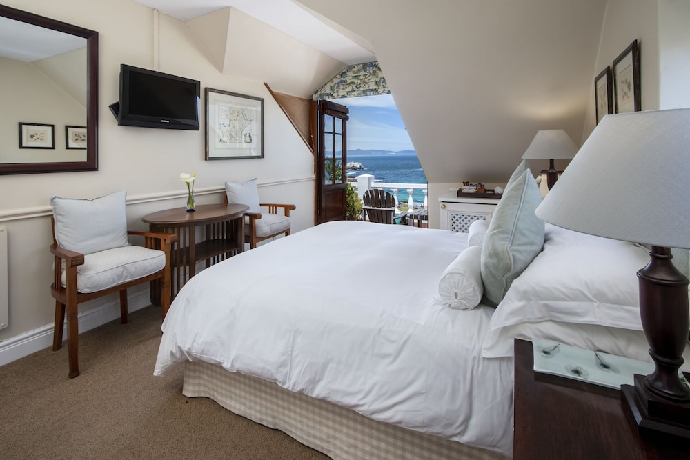 Standard Double Room, Ocean View - Photo 2