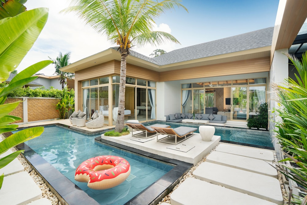 2-Bedroom Villa with Private Pool and Children Pool
