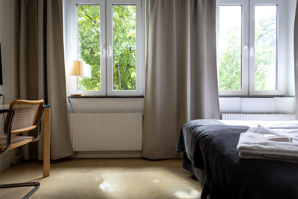 Basic Triple Room photo 1