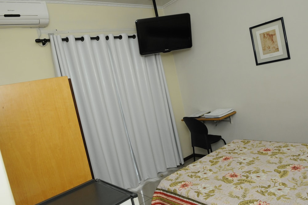 Deluxe Suite, 1 Double Bed, Non Smoking photo 2