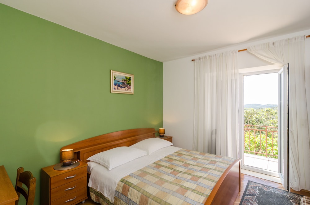 Suite, 2 Bedrooms, Balcony