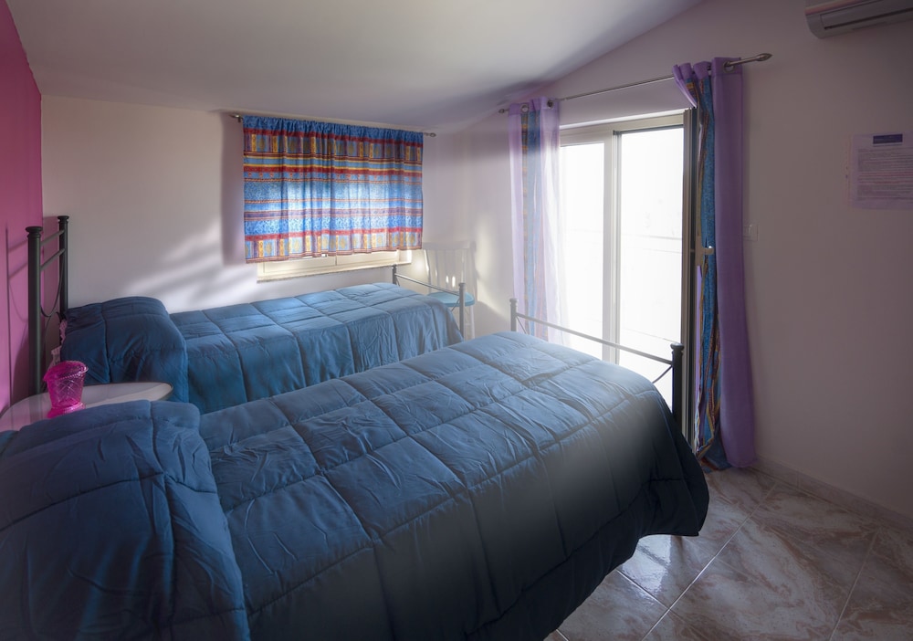 Classic Double Room, Garden View photo 3