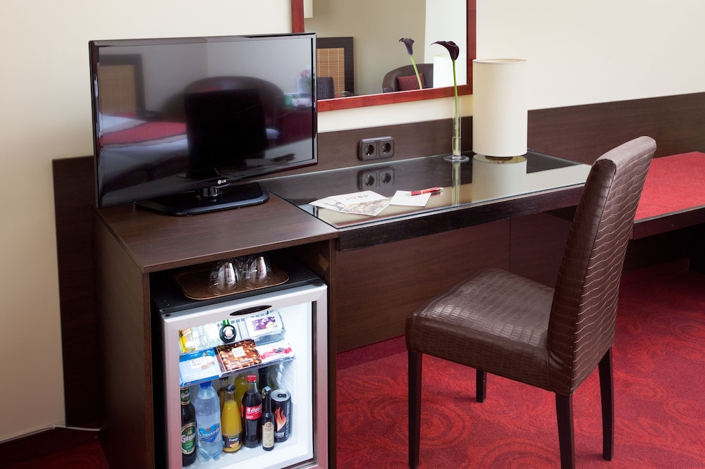 Standard Double or Twin Room - Photo 4