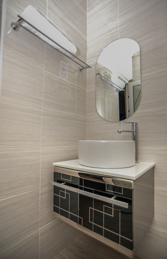 Executive Double Room, 1 King Bed, Garden View photo 2