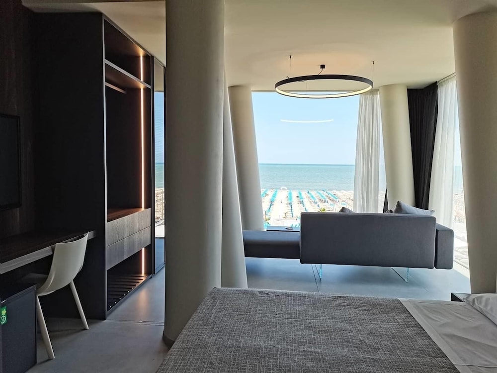 Panoramic Studio Suite, Sea View photo 1
