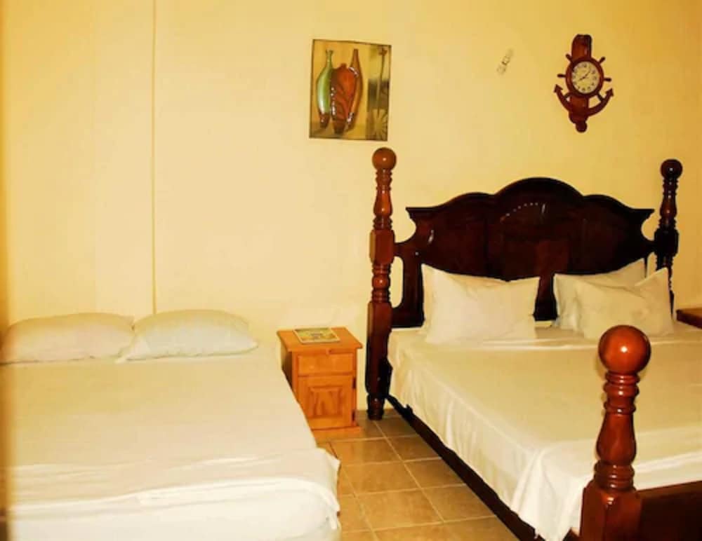 Room, 2 Double Beds, Kitchenette