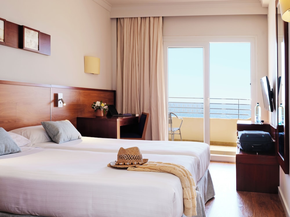 Standard Double Room, Sea View, Sea Facing - Photo 1