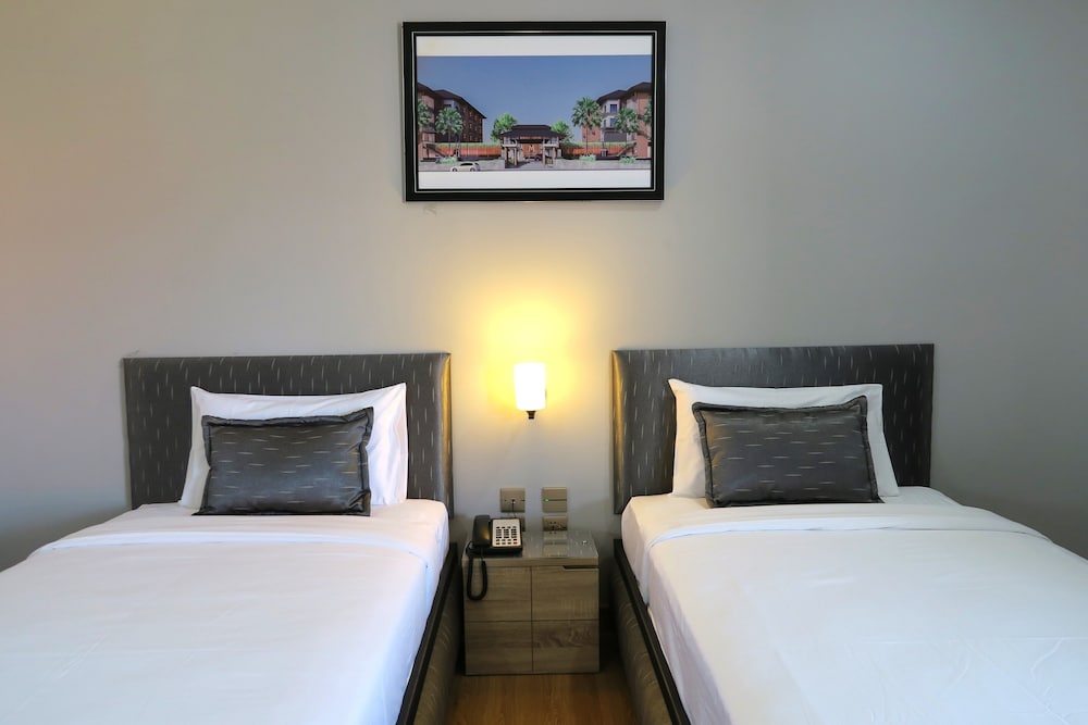Basic Twin Room - Photo 1