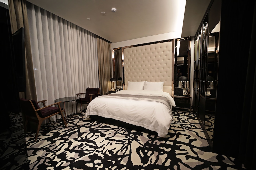Illionaire Dok2 Suite photo 3