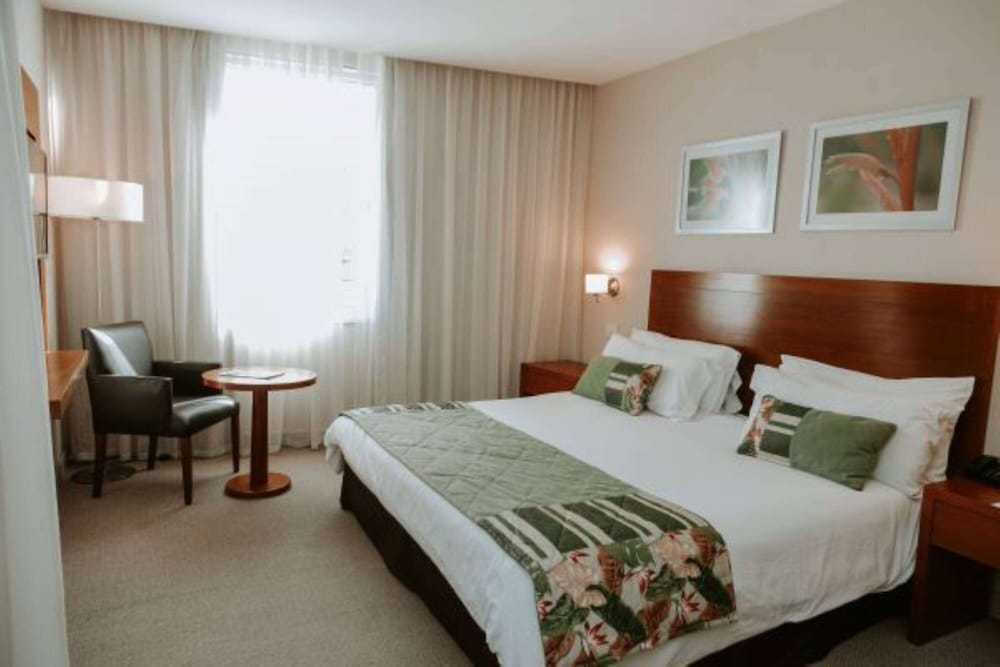 Suite, 1 King Bed, Non Smoking photo 1