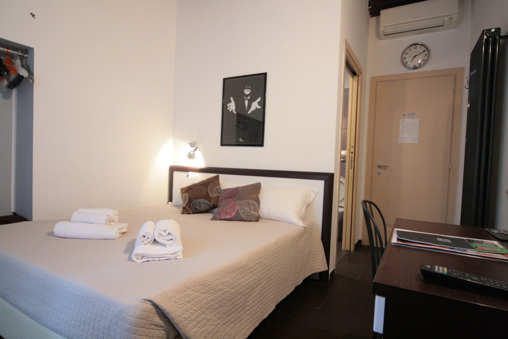 Superior Room, City View photo 3