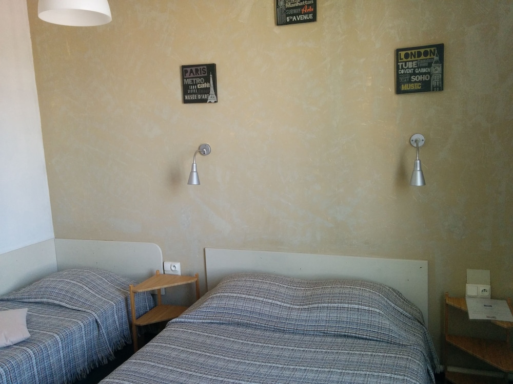 Triple Room - Photo 7