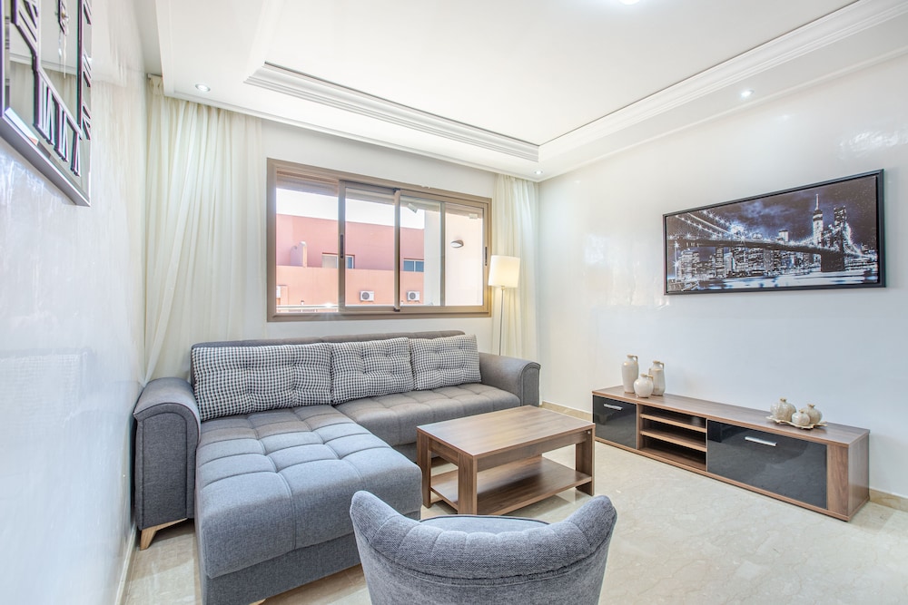 Premium Apartment, 2 Bedrooms, Balcony - Photo 5