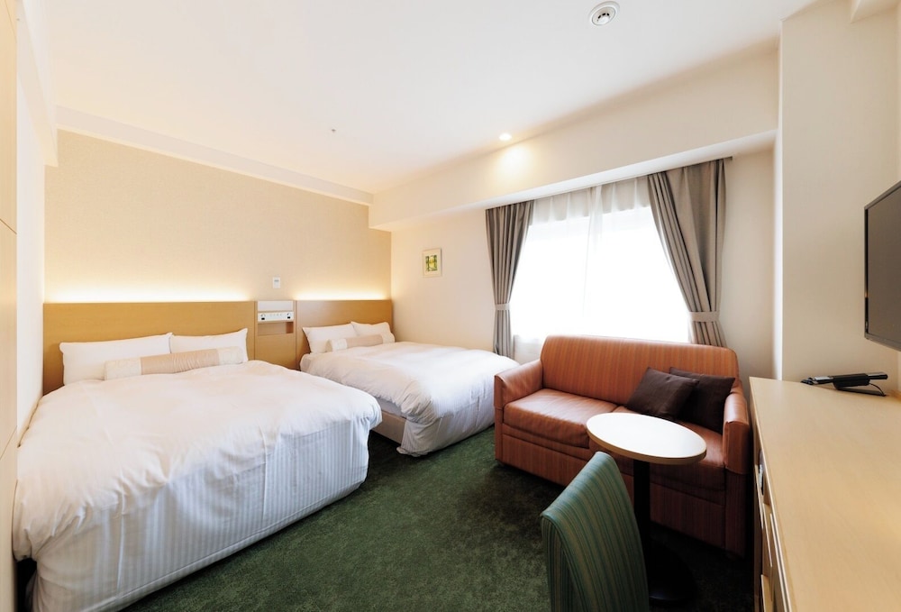 Standard Twin Room, Non Smoking, City View