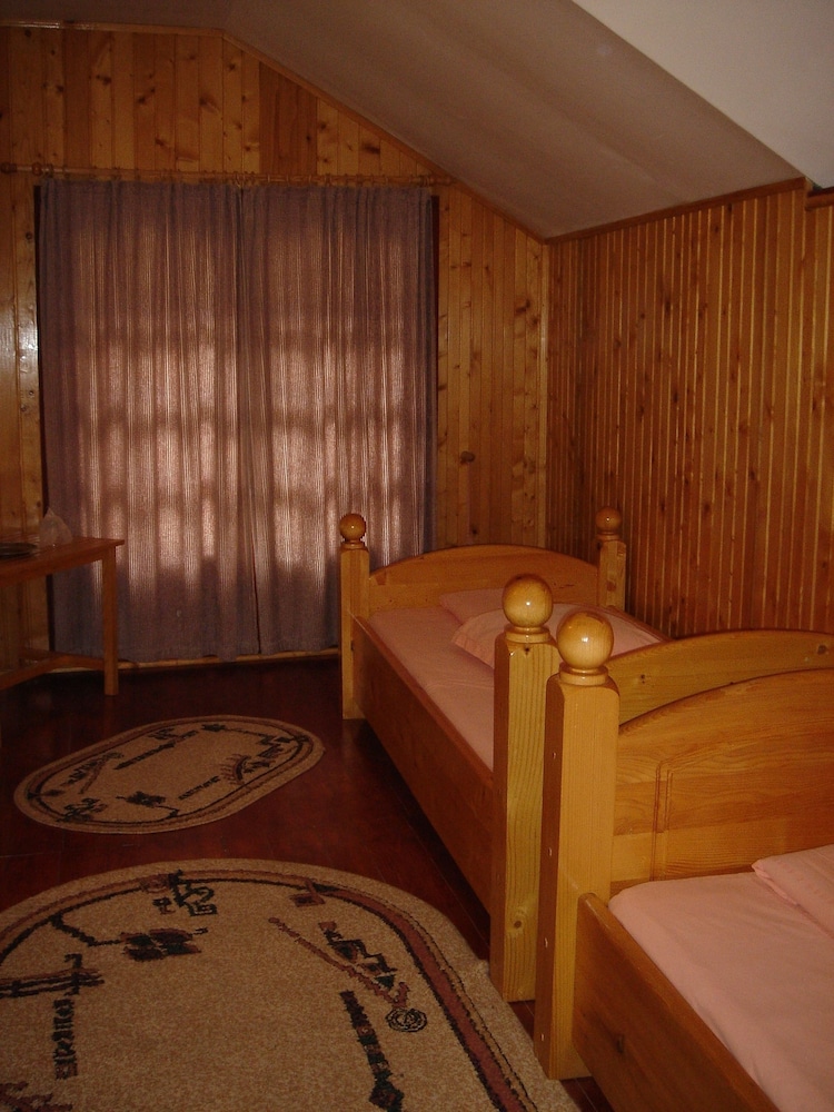 Standard Room, 2 Twin Beds