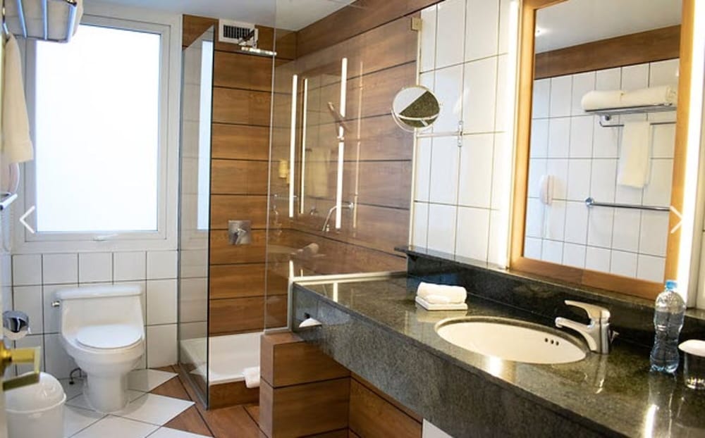 Executive Room King - Photo 3