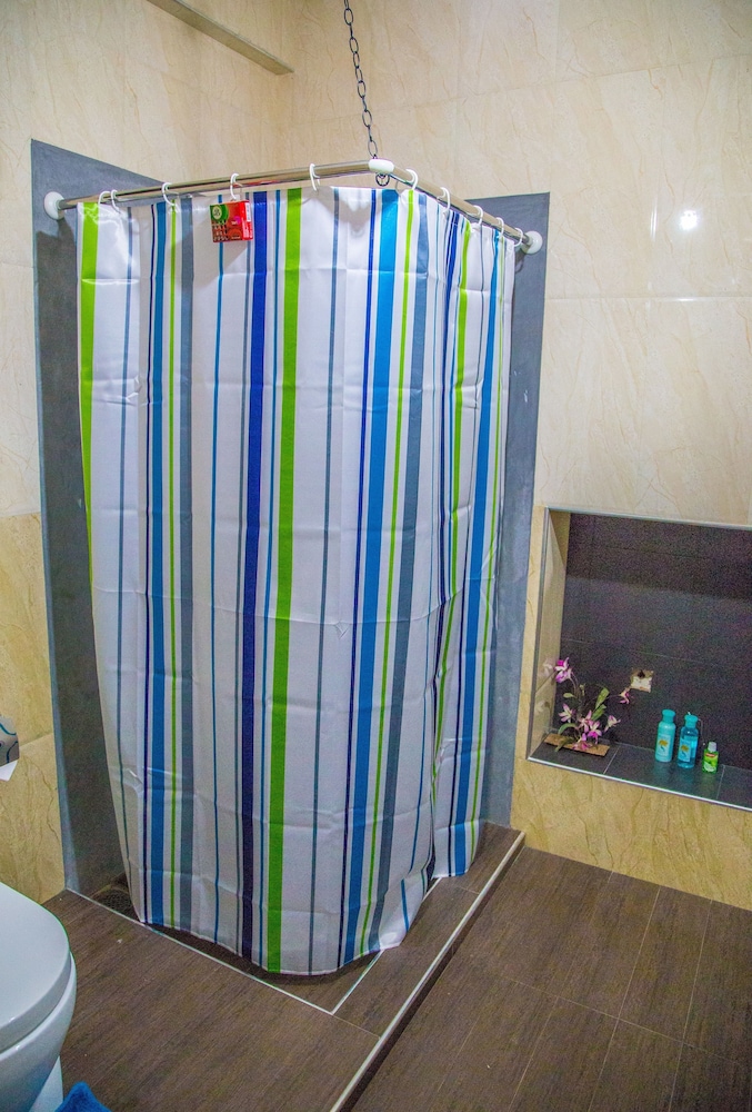 Deluxe Room, Accessible, Garden View photo 3