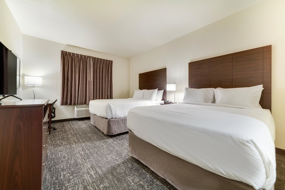 Room, 2 Queen Beds, Non Smoking - Photo 7
