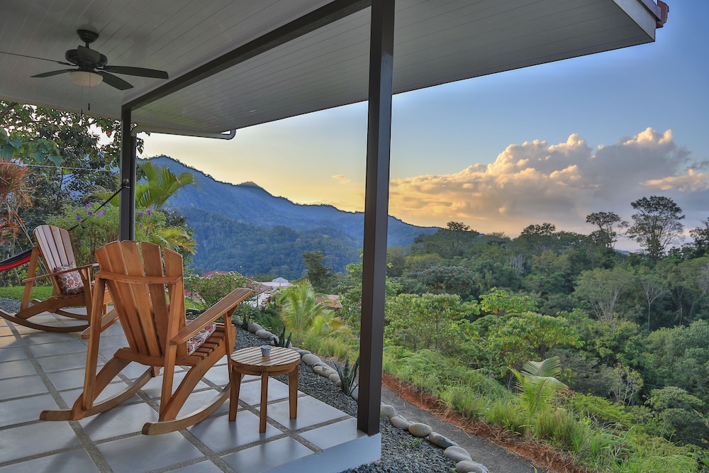 Deluxe Casita, 1 King Bed Mariposa