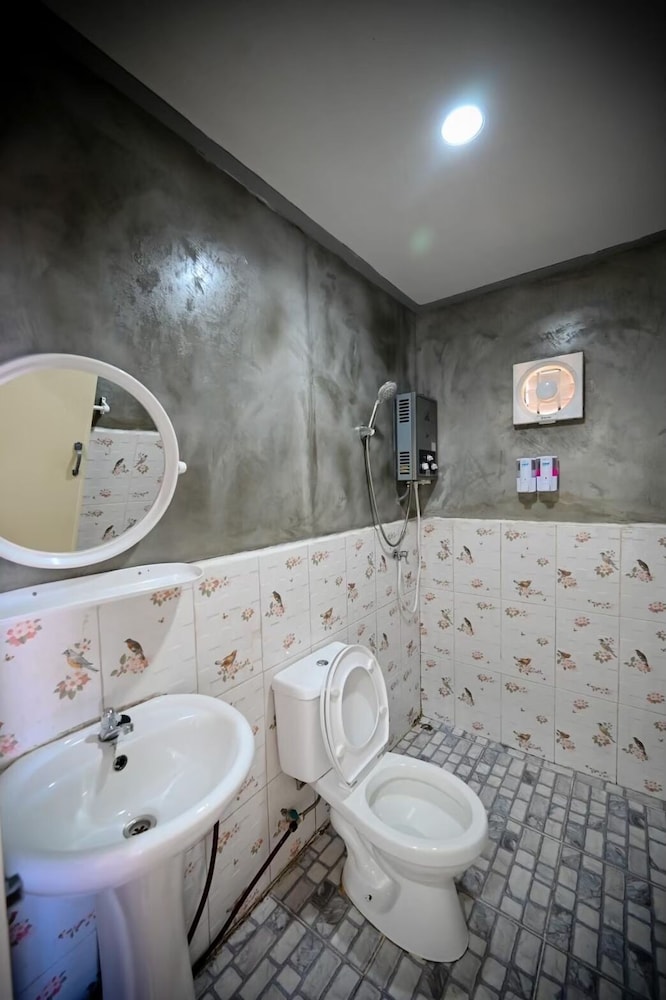 Standard Room, 1 Double Bed, Mountain View photo 2