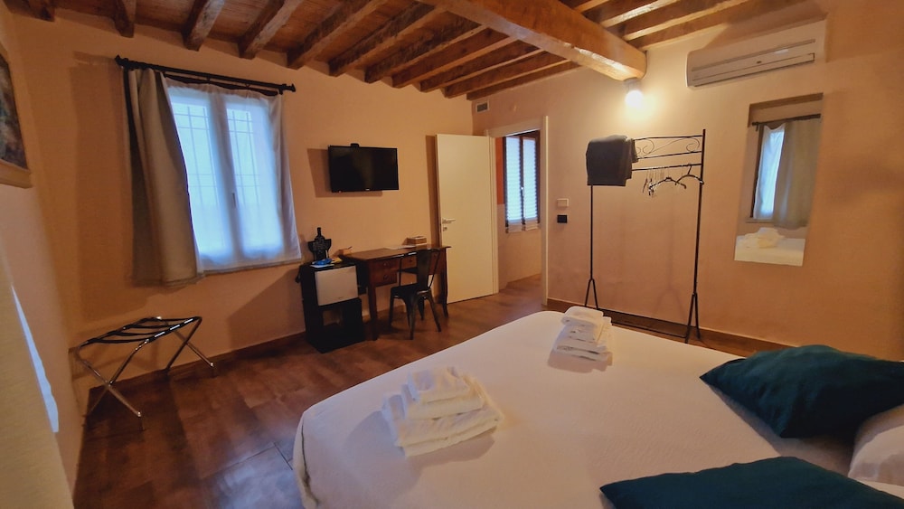 Panoramic Double Room, Garden View