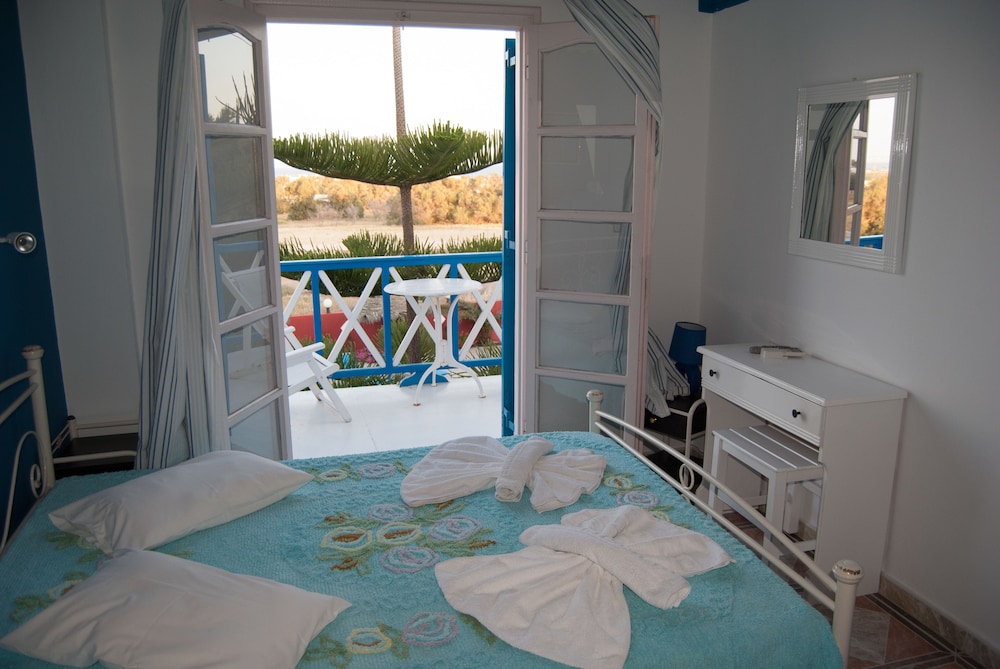 Standard Double or Twin Room - Photo 1