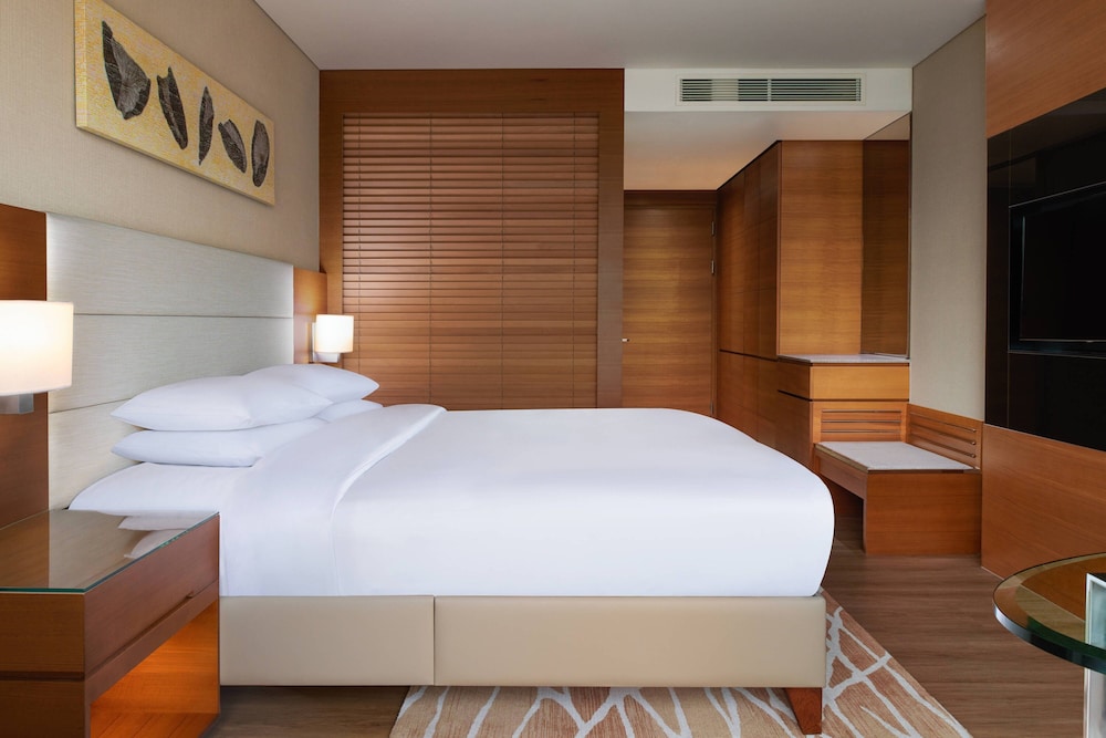 Executive Room, 1 King Bed photo 2