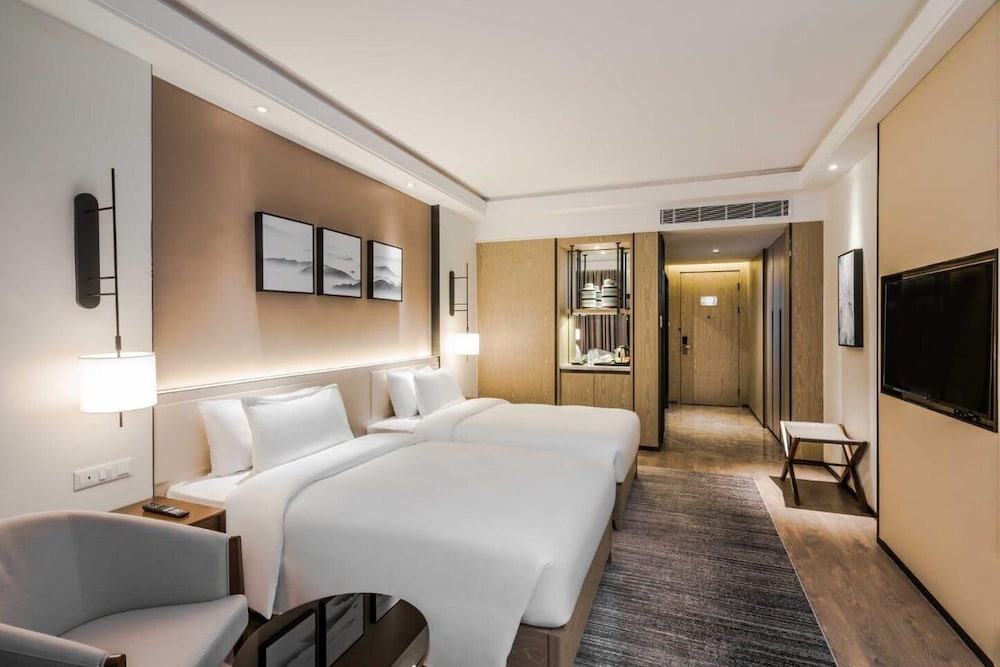 Deluxe Twin Room photo 2