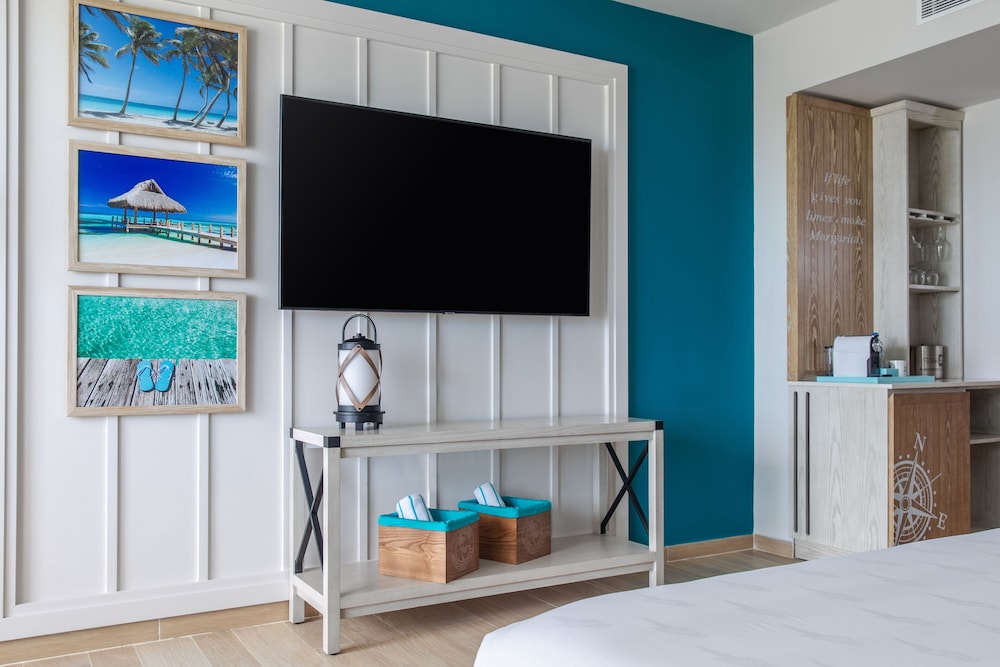 Room (Paradise) photo 2