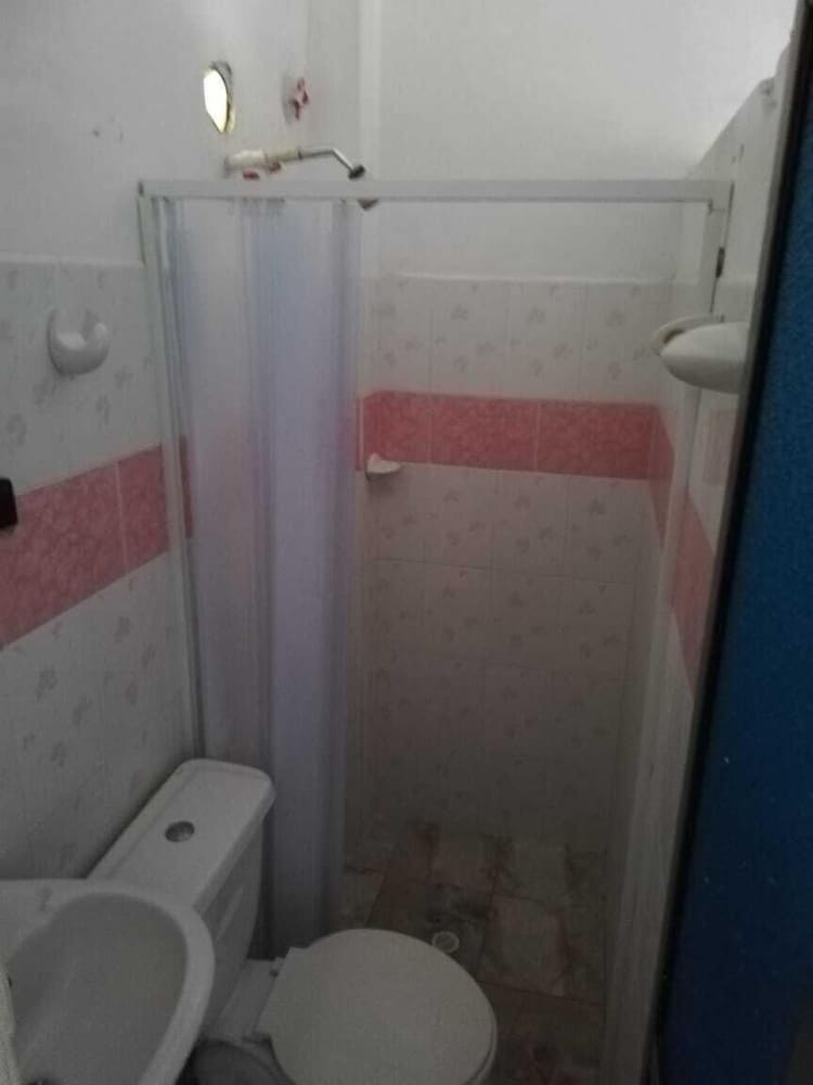 Basic Double Room, 1 Double Bed, Pool View (With Fan) photo 3