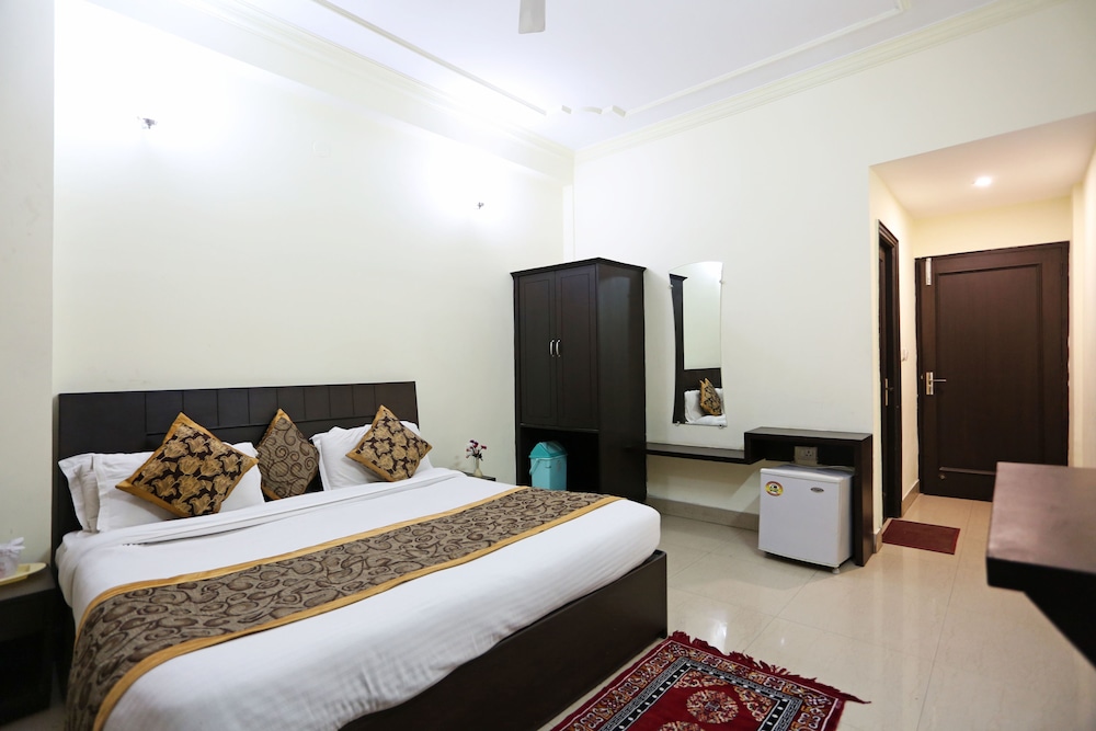 Deluxe Room, Non Smoking, Refrigerator photo 1