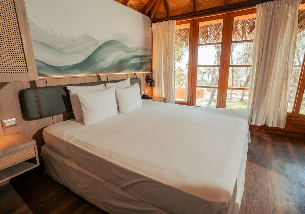 Family Bungalow, Multiple Beds, Garden View