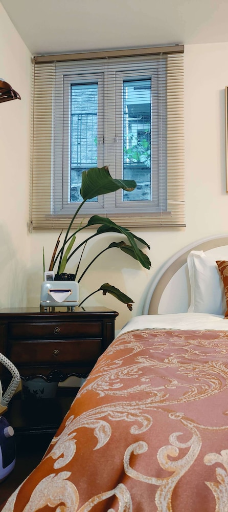 Spanish Flamengo Suite Twin Beded Room photo 2
