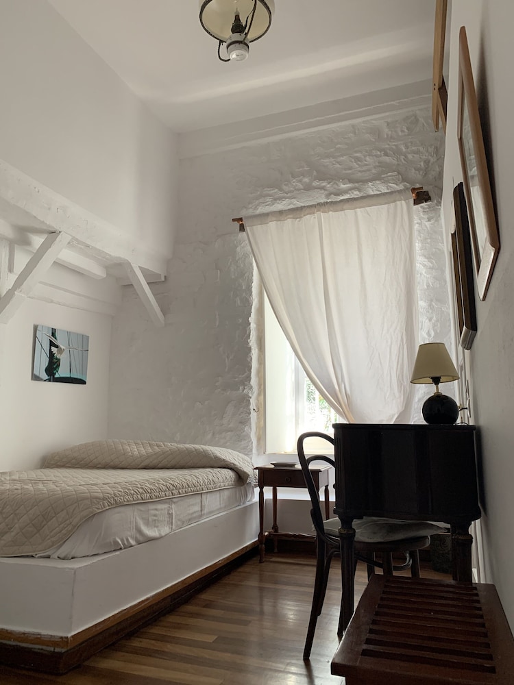 Traditional Single Room photo 3