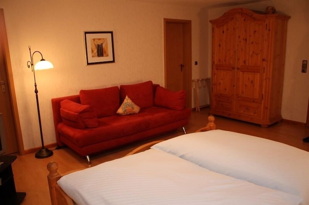 Standard Double Room Single Use photo 3