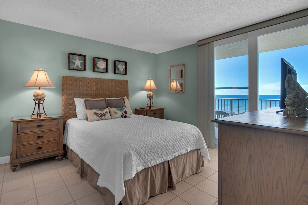 Condo, Multiple Beds, Balcony, Ocean View (Beachcrest 703) photo 1