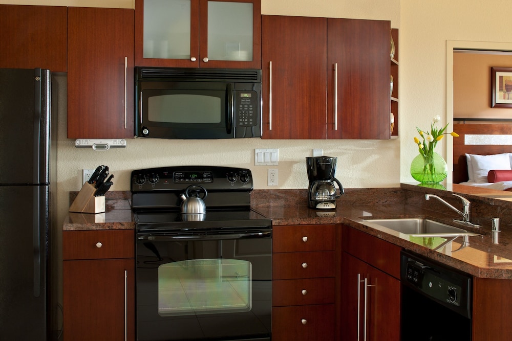Family Condo, 2 Bedrooms, Kitchen photo 2
