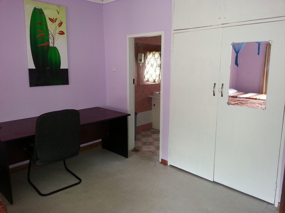 Triple Room, Private Bathroom photo 2
