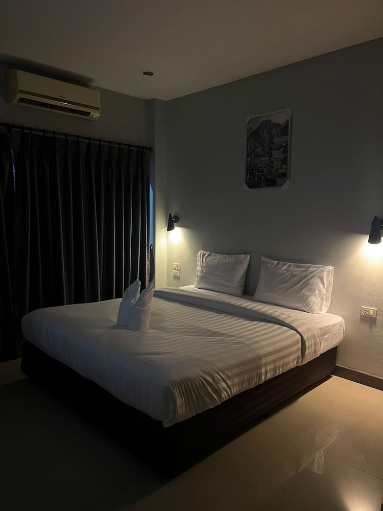 Standard Double Room, Balcony, Mountain View