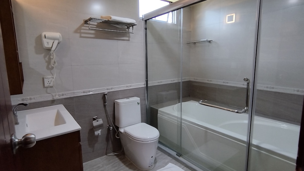 Deluxe Triple Room - Photo 2